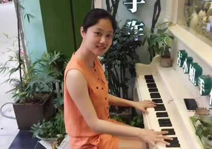 钢琴教师隋欣，沈阳音乐学院毕业